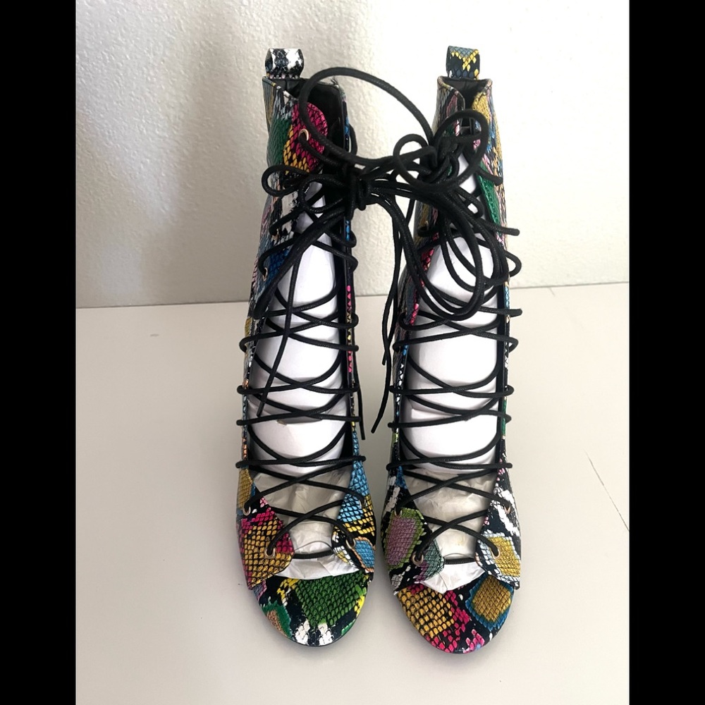 LILIANA Sage lace up chunky heel multicolor snake print heeled sandal size 10 - Picture 3 of 11